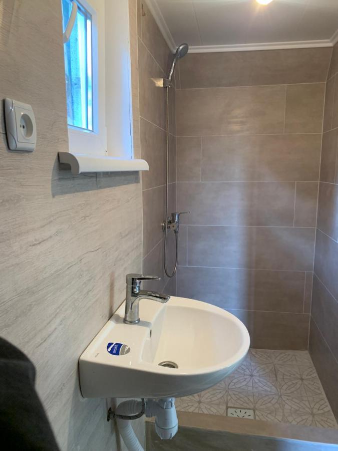 Вуличок Apartment Kamianets-Podilskyi Luaran gambar